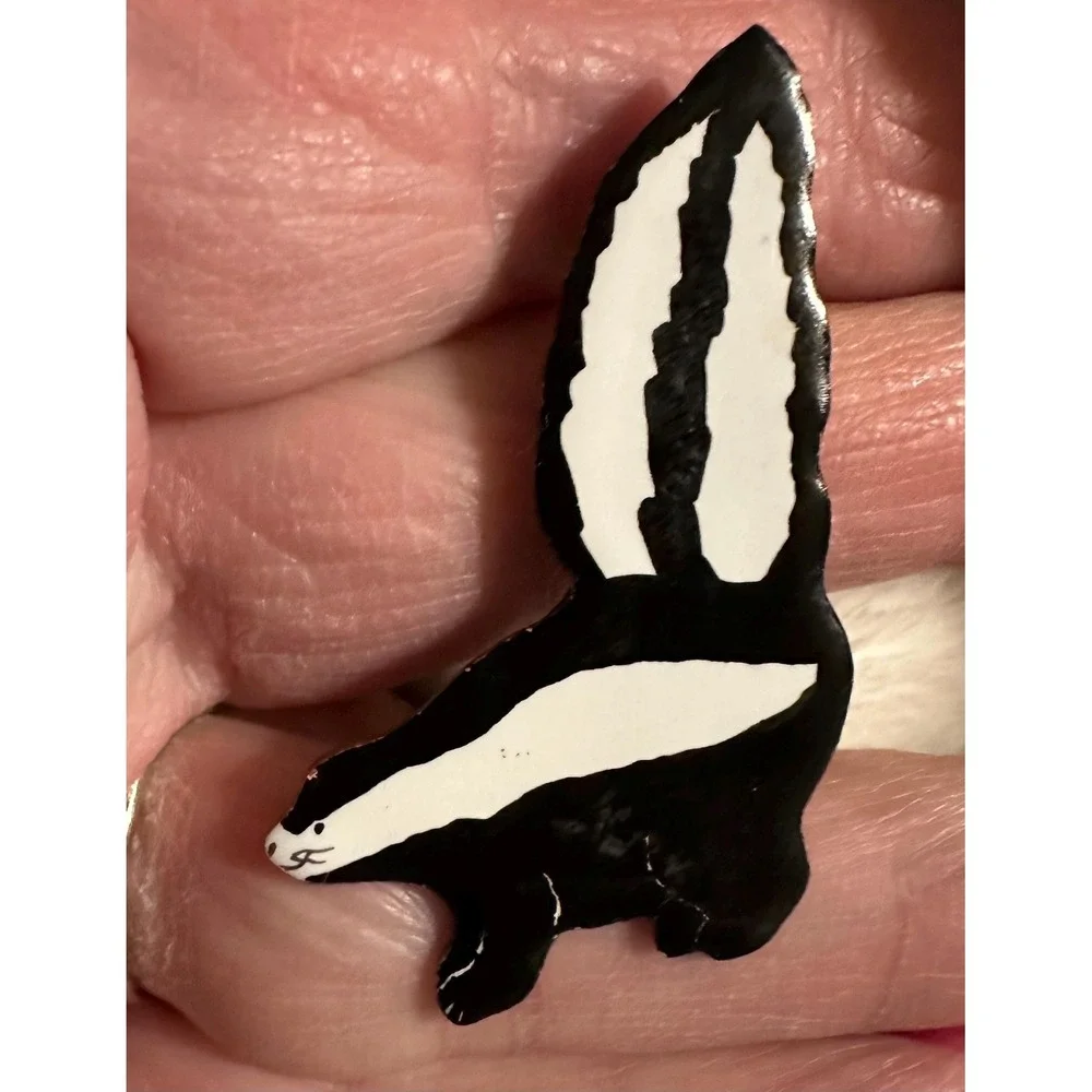 1987 Handmade Enamel Skunk Pin Rachel Val